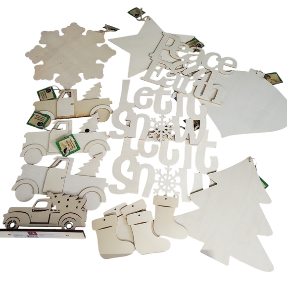 New Crafter's Square DIY Wood Christmas Signs Crafting/Painting - Picture 10 of 10